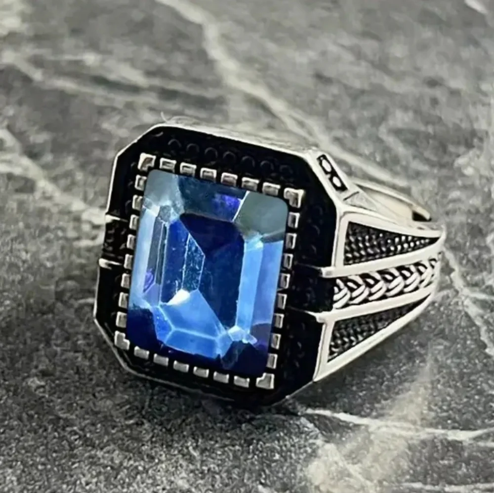 Men's Ring with Striking Blue Stone Sz 8